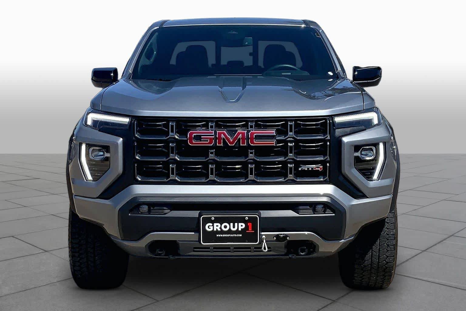 Used 2023 GMC Canyon AT4 w/ AT4 Premium Package AWD/4WD image 4