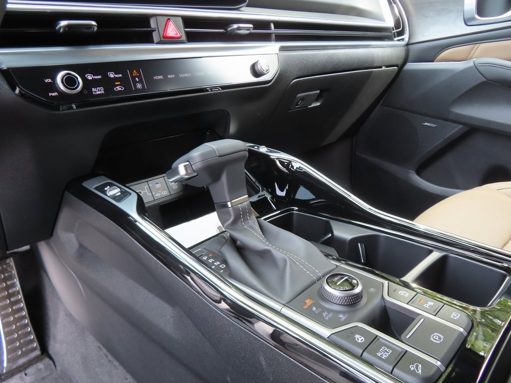 New 2026 Kia Sorento SX Prestige w/ Olive Brown Leather Package image 6