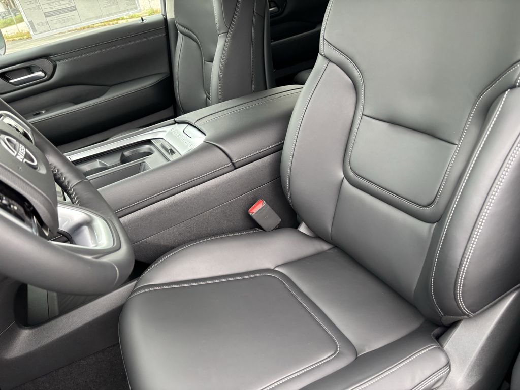 New 2026 Nissan Armada SV image 16