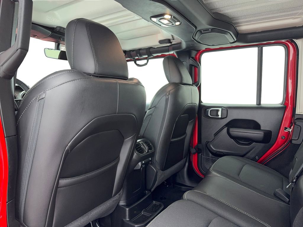 Used 2023 Jeep Wrangler Unlimited Sport image 35