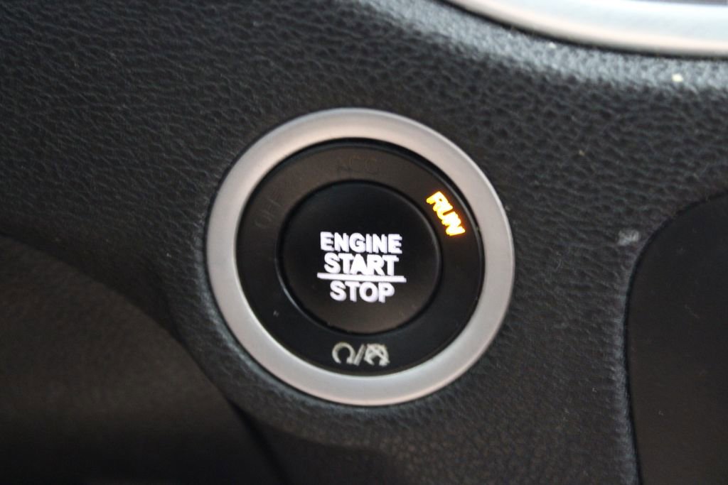 Used 2022 Dodge Charger SXT RWD image 36