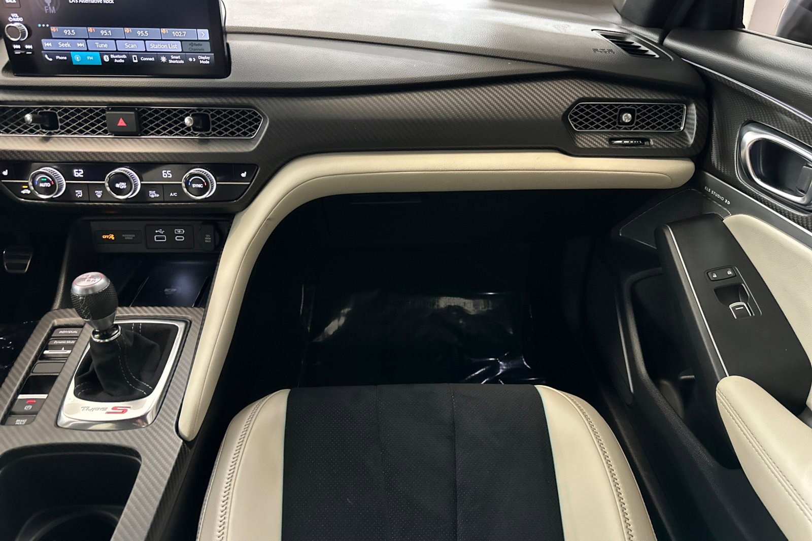 Used 2024 Acura Integra Type S image 29