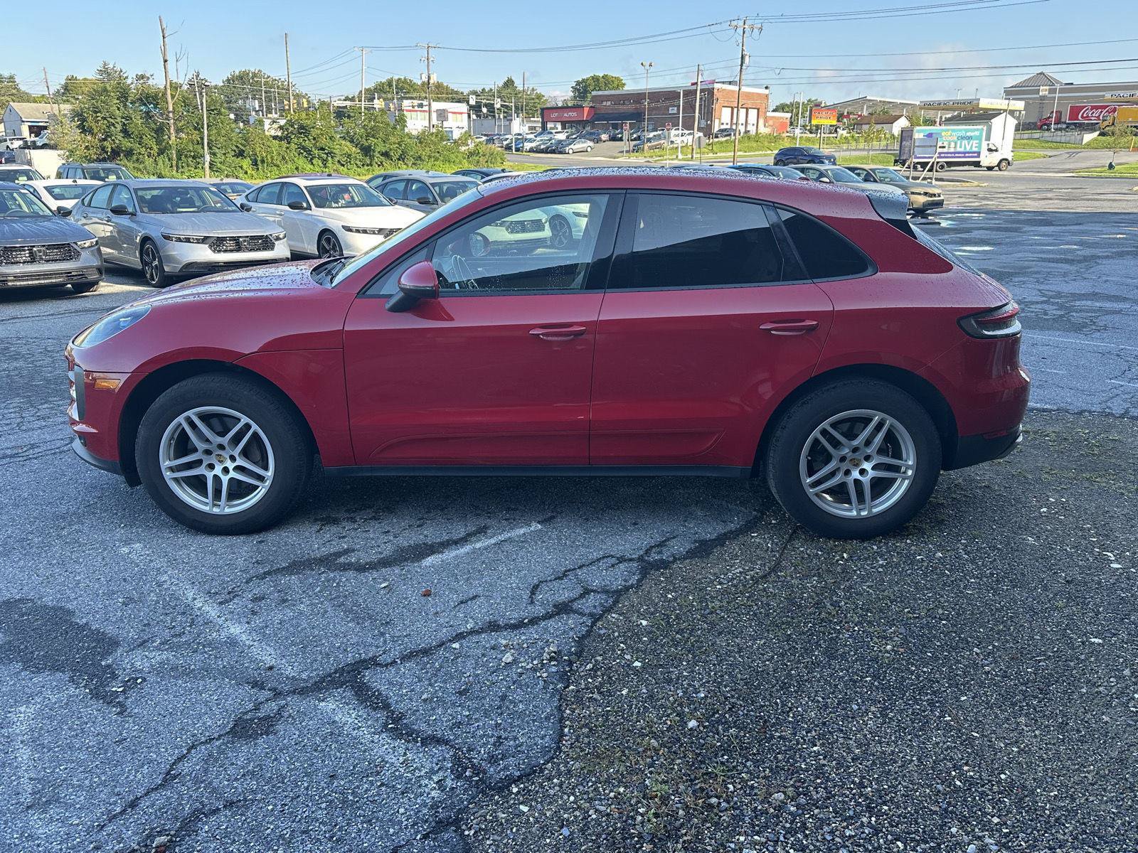 Used 2019 Porsche Macan AWD/4WD image 5