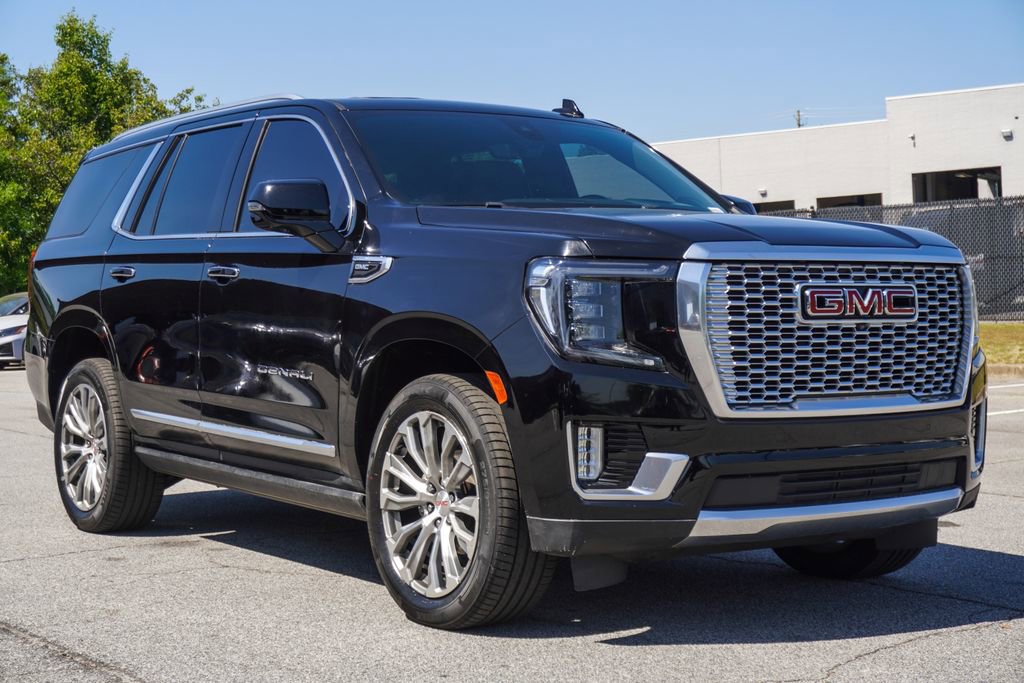 Used 2021 GMC Yukon Denali w/ Denali Premium Package image 5