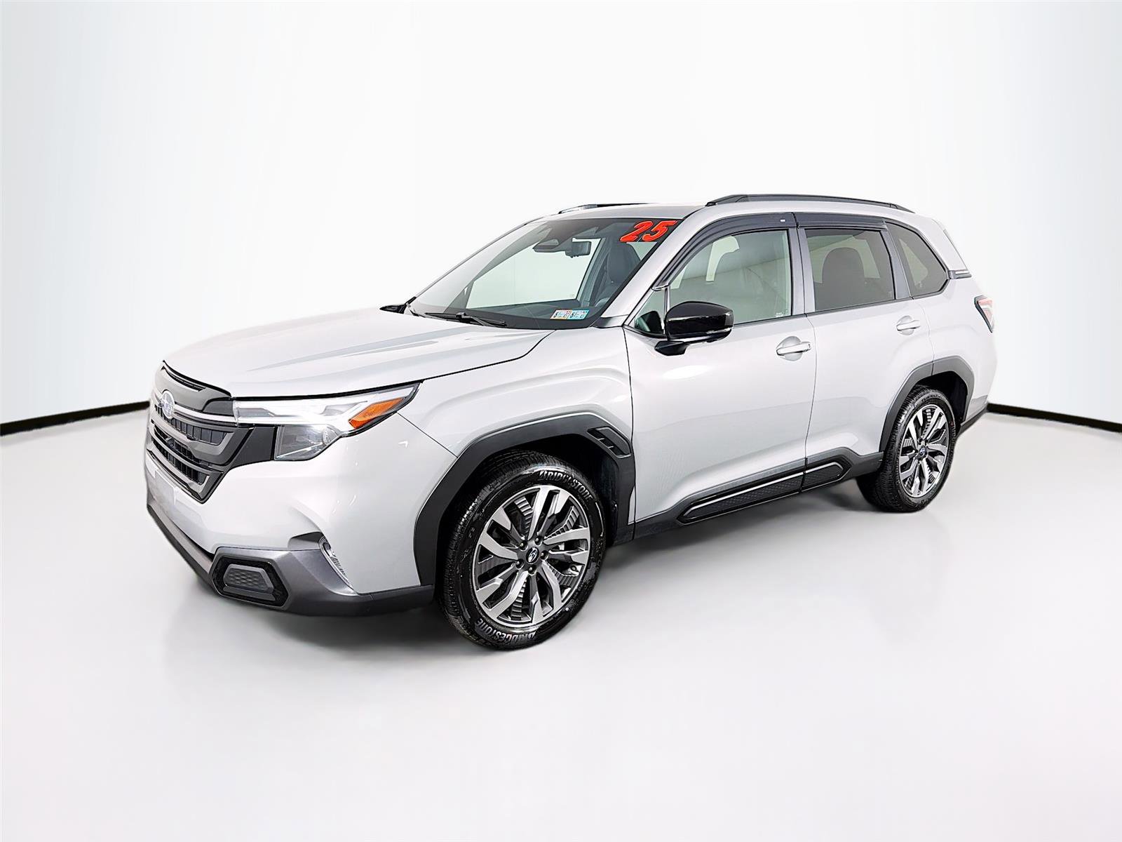 Used 2025 Subaru Forester Touring AWD/4WD image 7