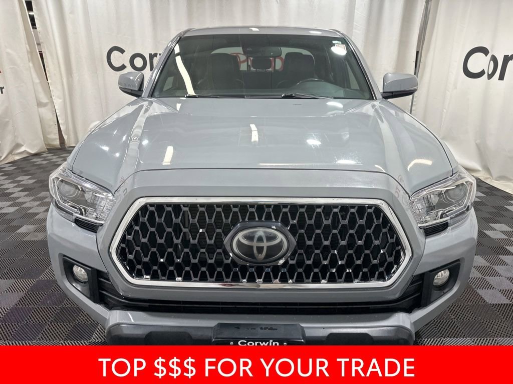 Used 2019 Toyota Tacoma TRD Off-Road image 2