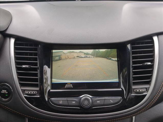 Used 2019 Chevrolet Trax LT w/ LT Convenience Package FWD image 15