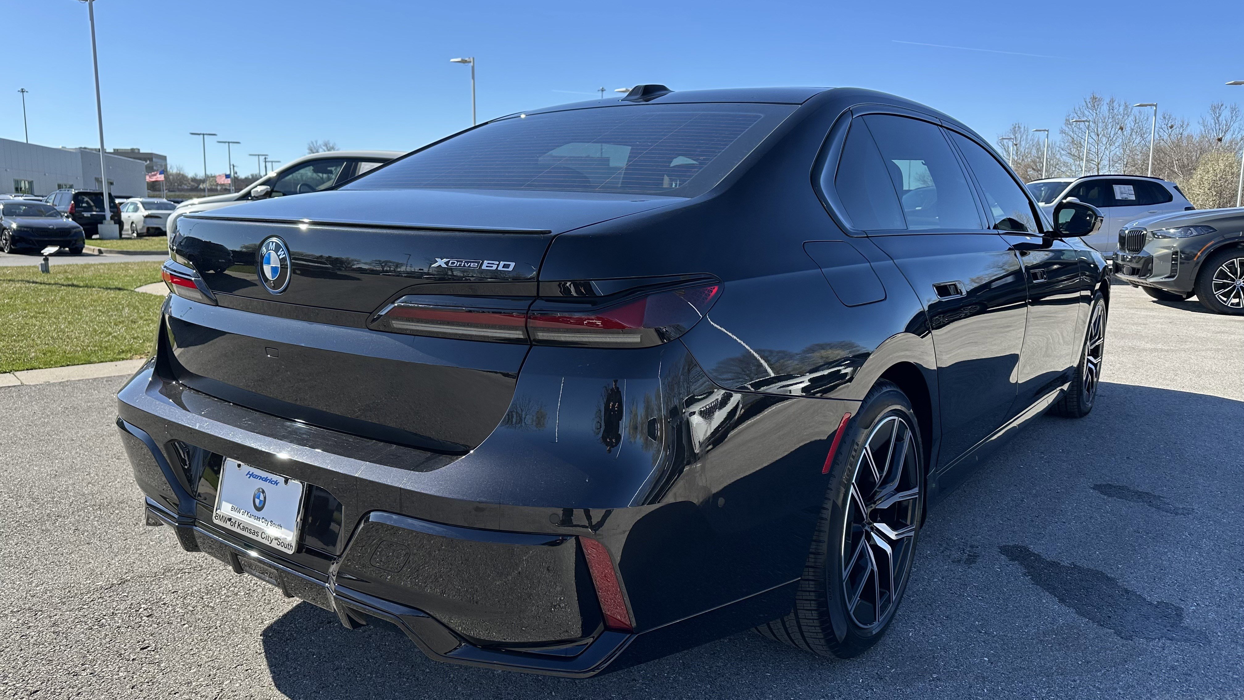 Used 2026 BMW i7 xDrive60 w/ Executive Package AWD/4WD image 10