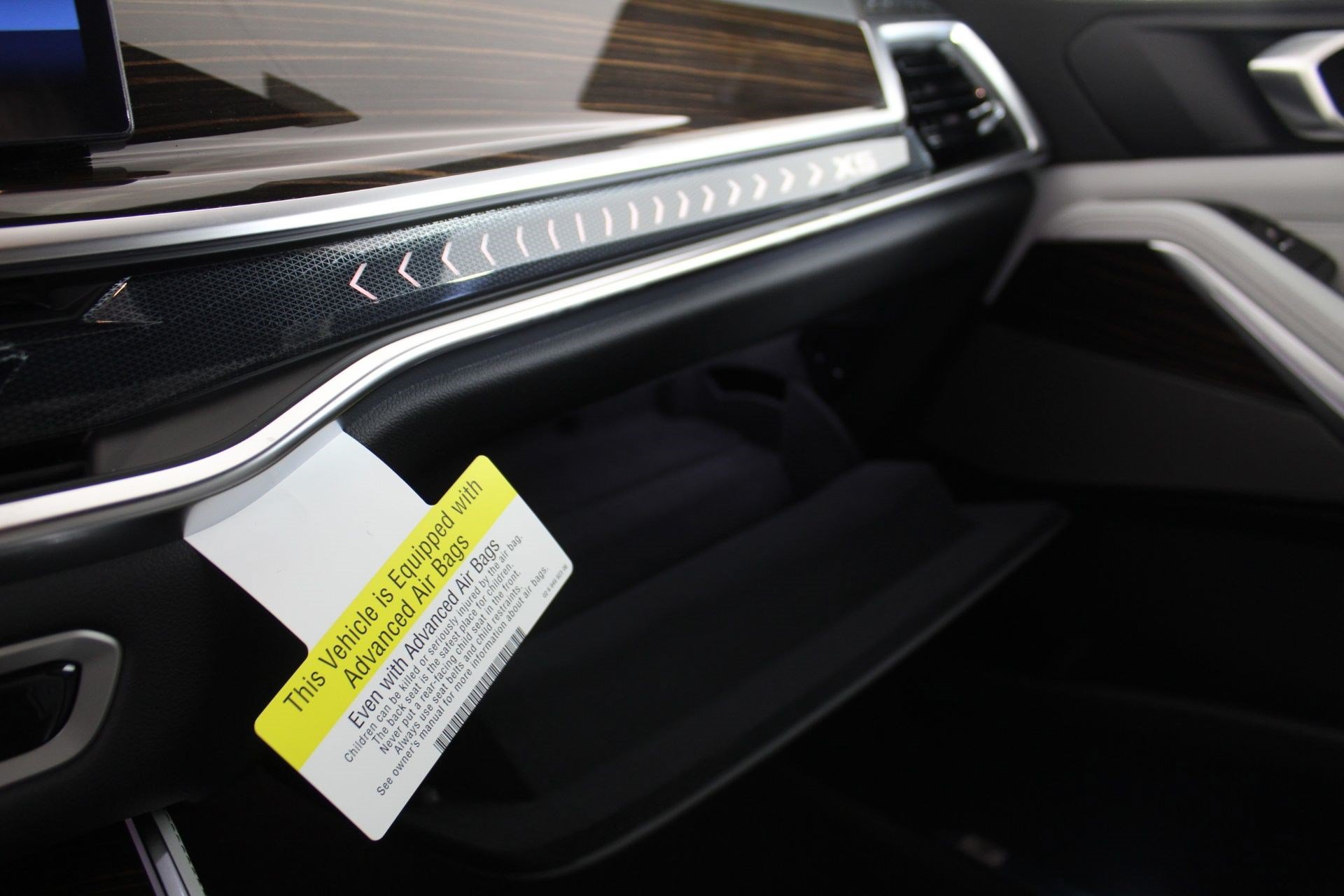 Used 2026 BMW X5 xDrive40i w/ M Sport Package AWD/4WD image 26