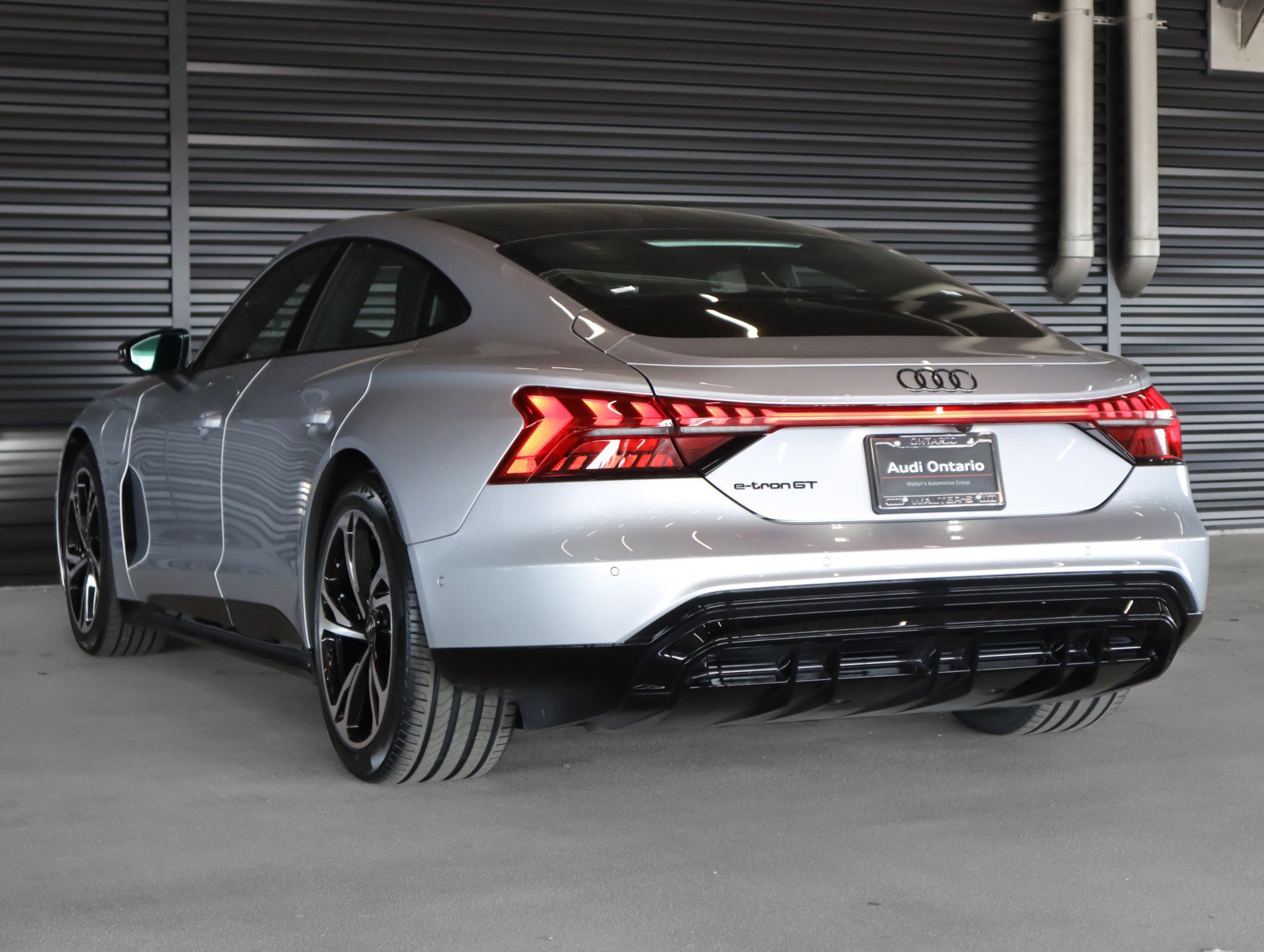 Used 2024 Audi e-tron GT Prestige w/ Prestige Package AWD/4WD image 2