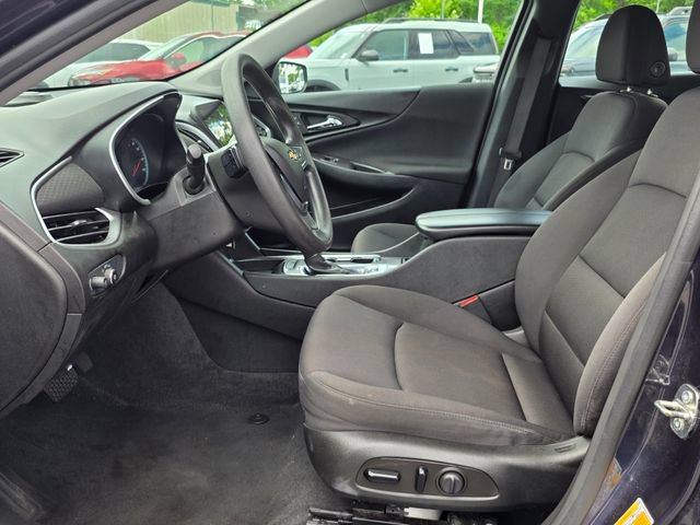 Used 2023 Chevrolet Malibu LT FWD image 19