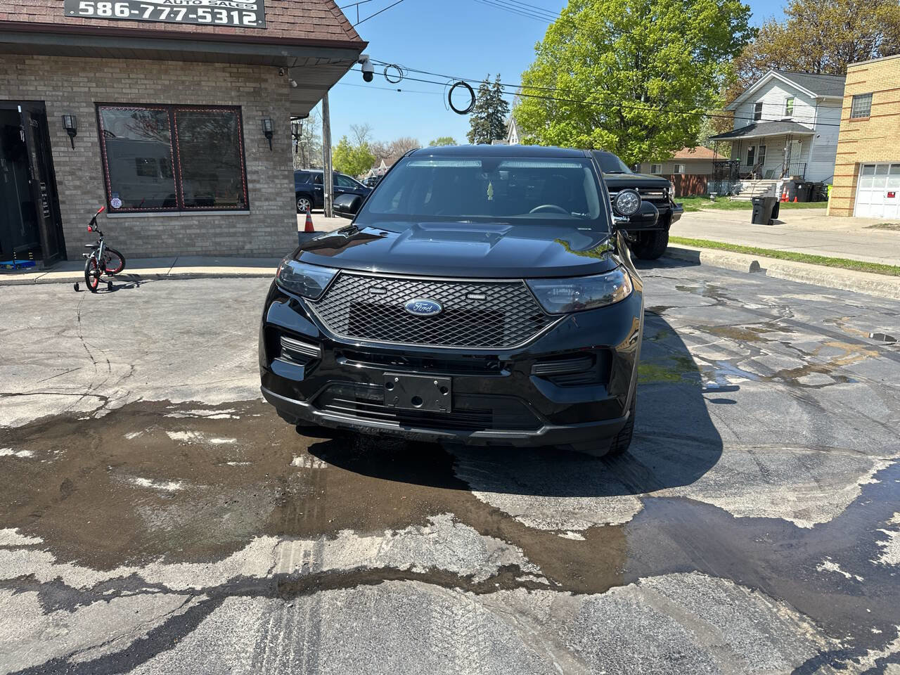 Used 2021 Ford Explorer 4WD Police Interceptor w/ Ready For The Road Package image 2
