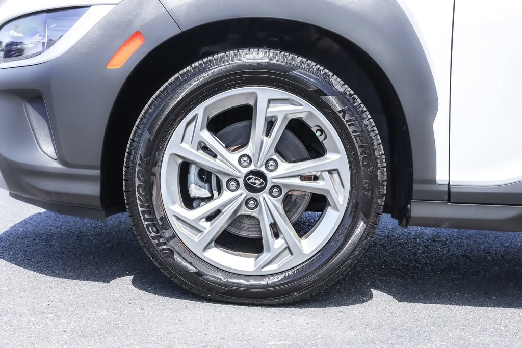 Used 2022 Hyundai Kona SEL w/ Convenience Package AWD/4WD image 16