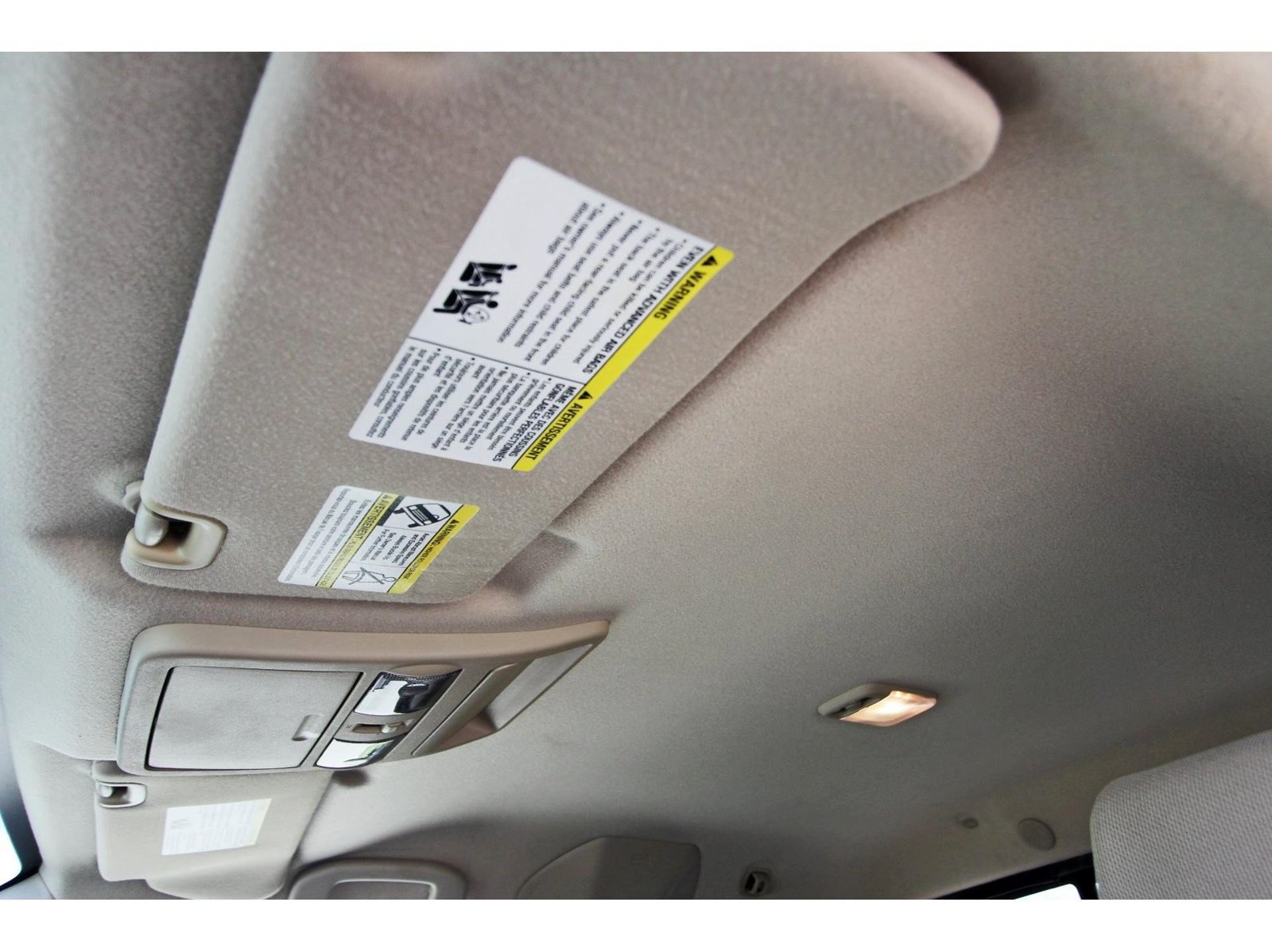 Used 2016 Nissan Frontier SV RWD image 28