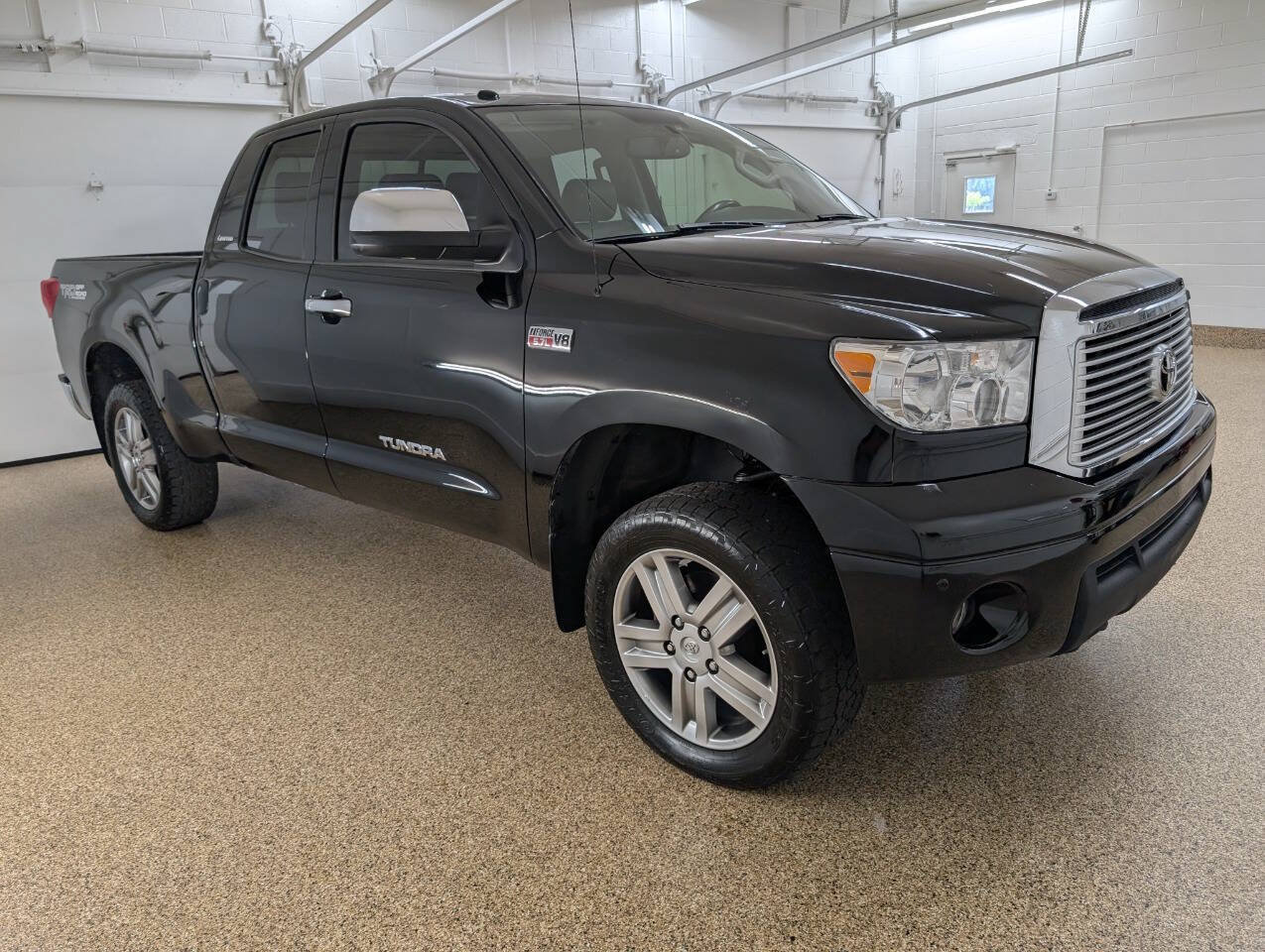 Used 2012 Toyota Tundra Limited AWD/4WD image 5