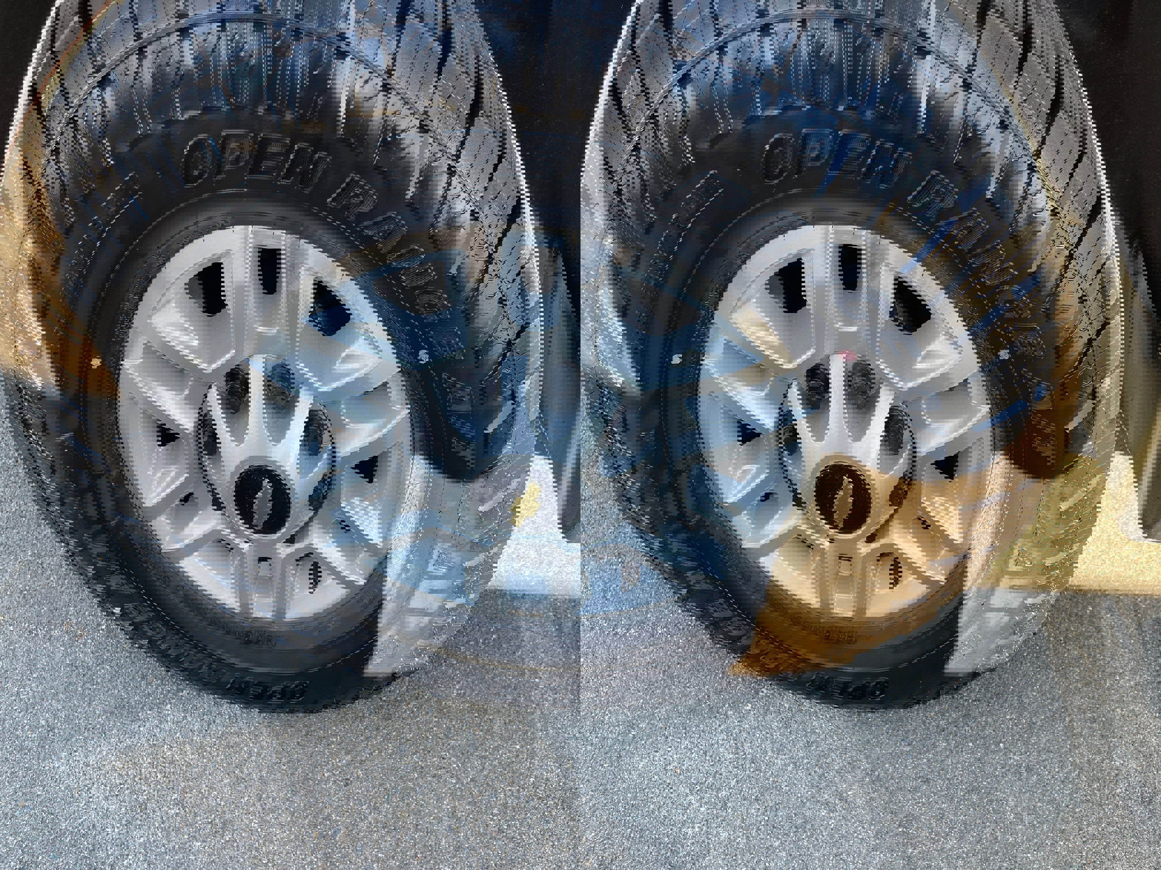 Used 2025 Chevrolet Silverado 2500 LT w/ Convenience Package image 18