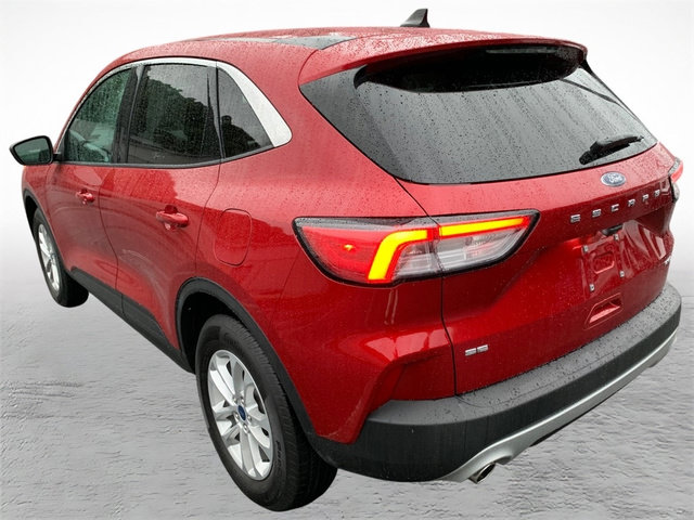 Used 2022 Ford Escape SE w/ Cold Weather Package AWD/4WD image 4