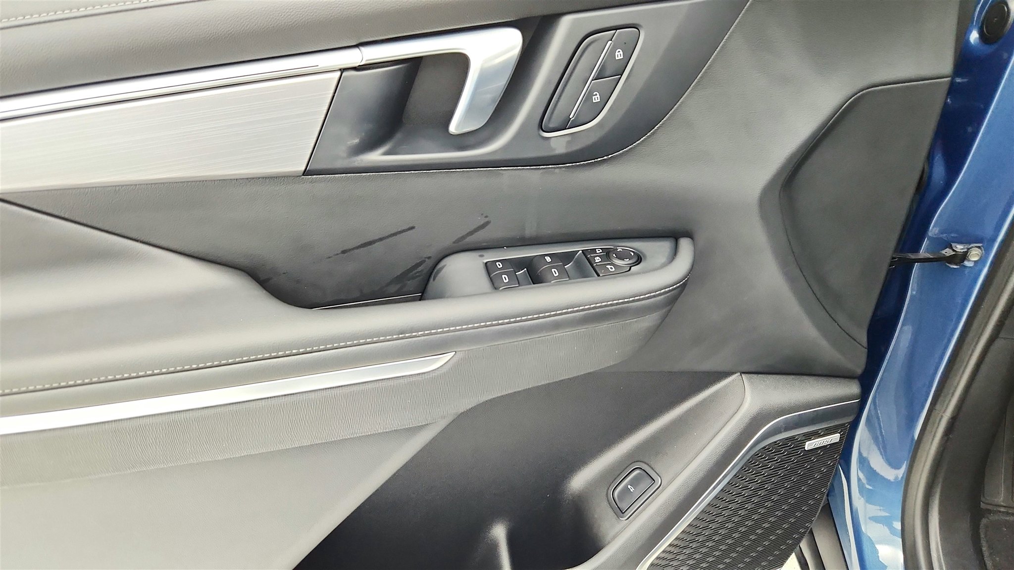 Used 2025 Buick Enclave Preferred image 27