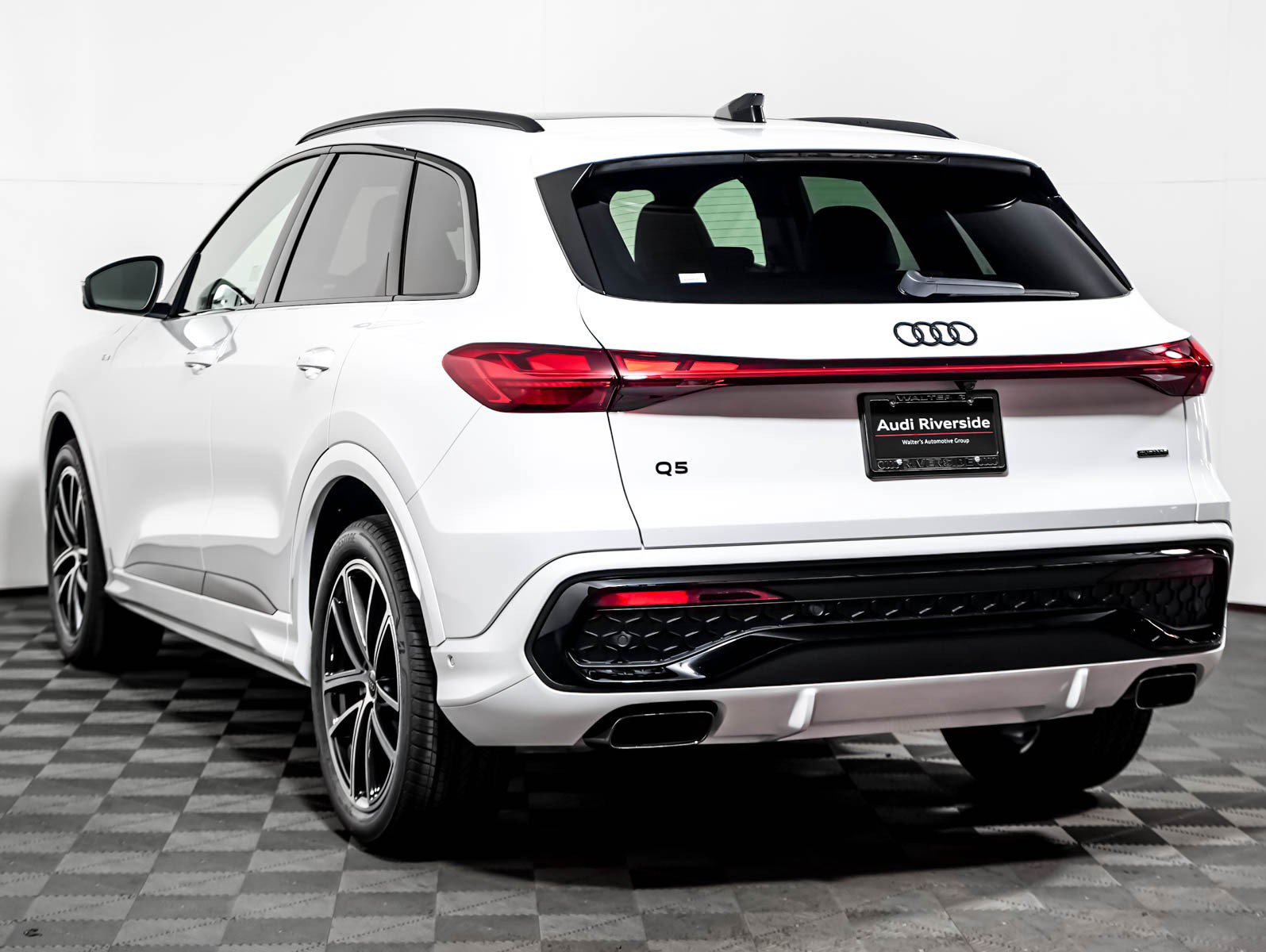 New 2026 Audi Q5 Prestige AWD/4WD image 2