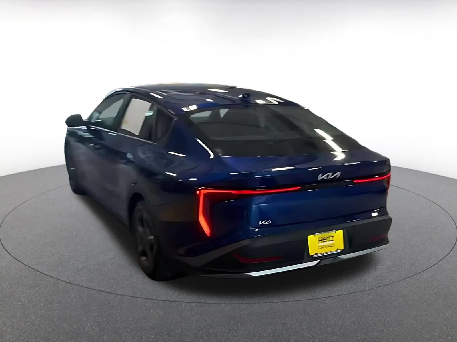 Used 2025 Kia K4 FWD image 9