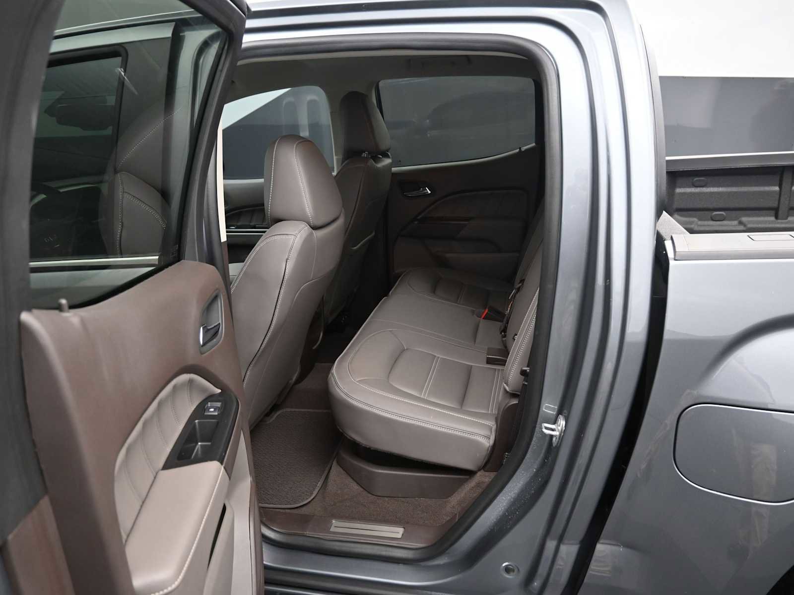 Used 2022 GMC Canyon Denali w/ LPO, Power Package AWD/4WD image 13