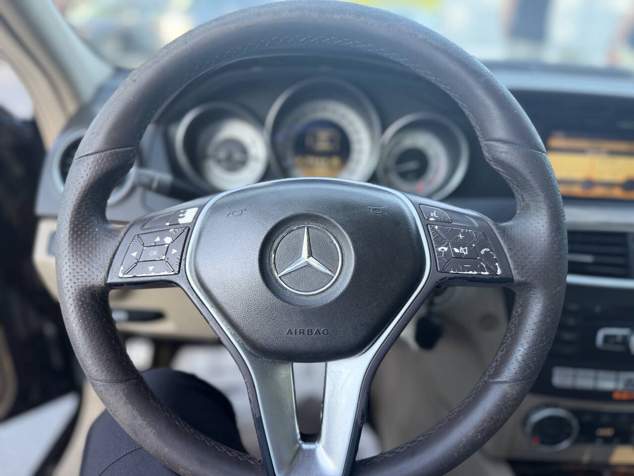 Used 2012 Mercedes-Benz C 250 Sedan image 12