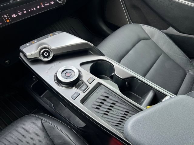 Used 2023 Kia EV6 Wind w/ Wind Technology Package image 27
