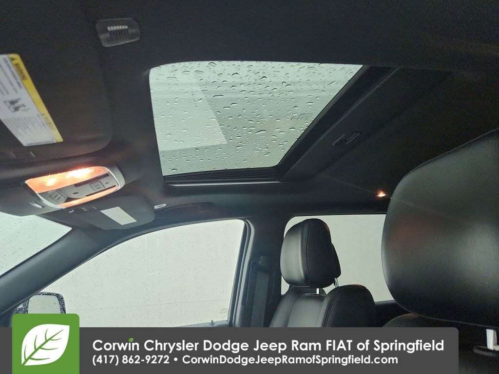 Used 2019 Jeep Grand Cherokee Limited w/ Trailer Tow Group IV AWD/4WD image 29
