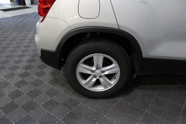 Used 2021 Chevrolet Trax LT image 10