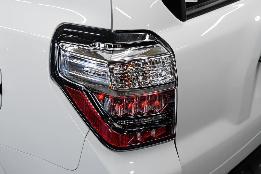 Used 2024 Toyota 4Runner TRD Off-Road Premium w/ Moonroof Package AWD/4WD image 14