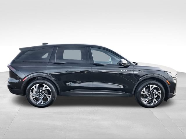 Used 2024 Lincoln Nautilus Premier w/ Jet Appearance Package AWD/4WD image 9
