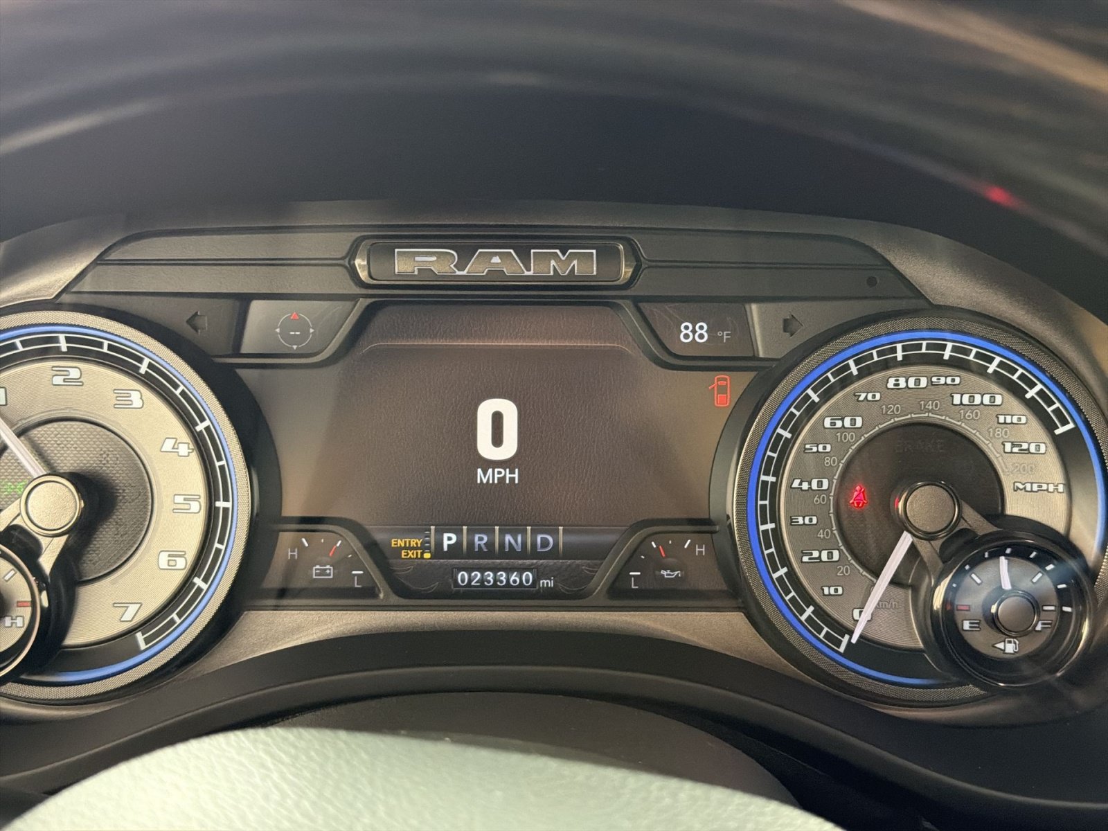 Used 2022 RAM 1500 Limited w/ Body Color Bumper Group AWD/4WD image 17