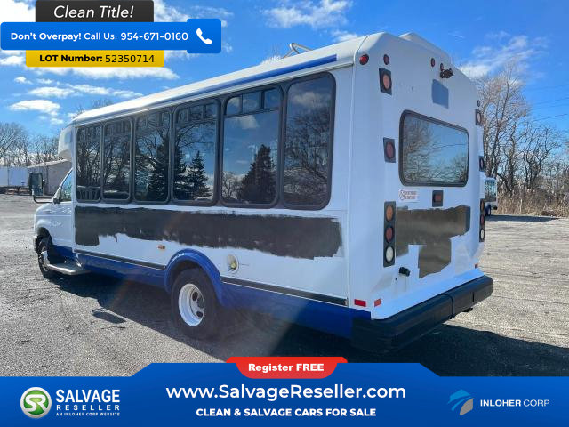 Used 2013 Ford E-450 and Econoline 450 Super Duty w/ Shuttle Bus Prep Pkg RWD image 4