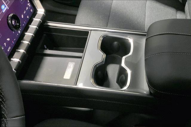 New 2025 GMC Acadia Elevation image 11