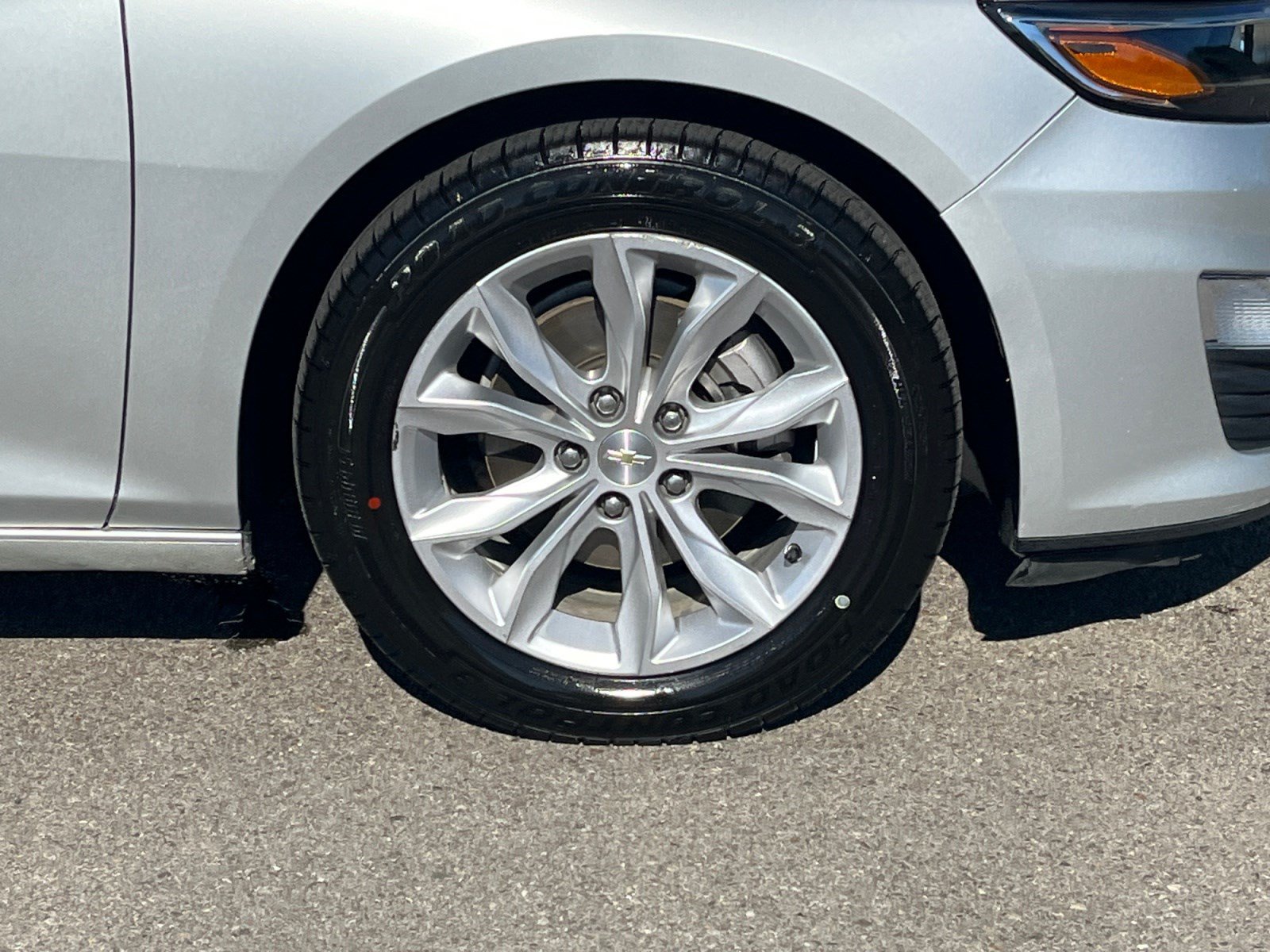 Used 2020 Chevrolet Malibu LT FWD image 26