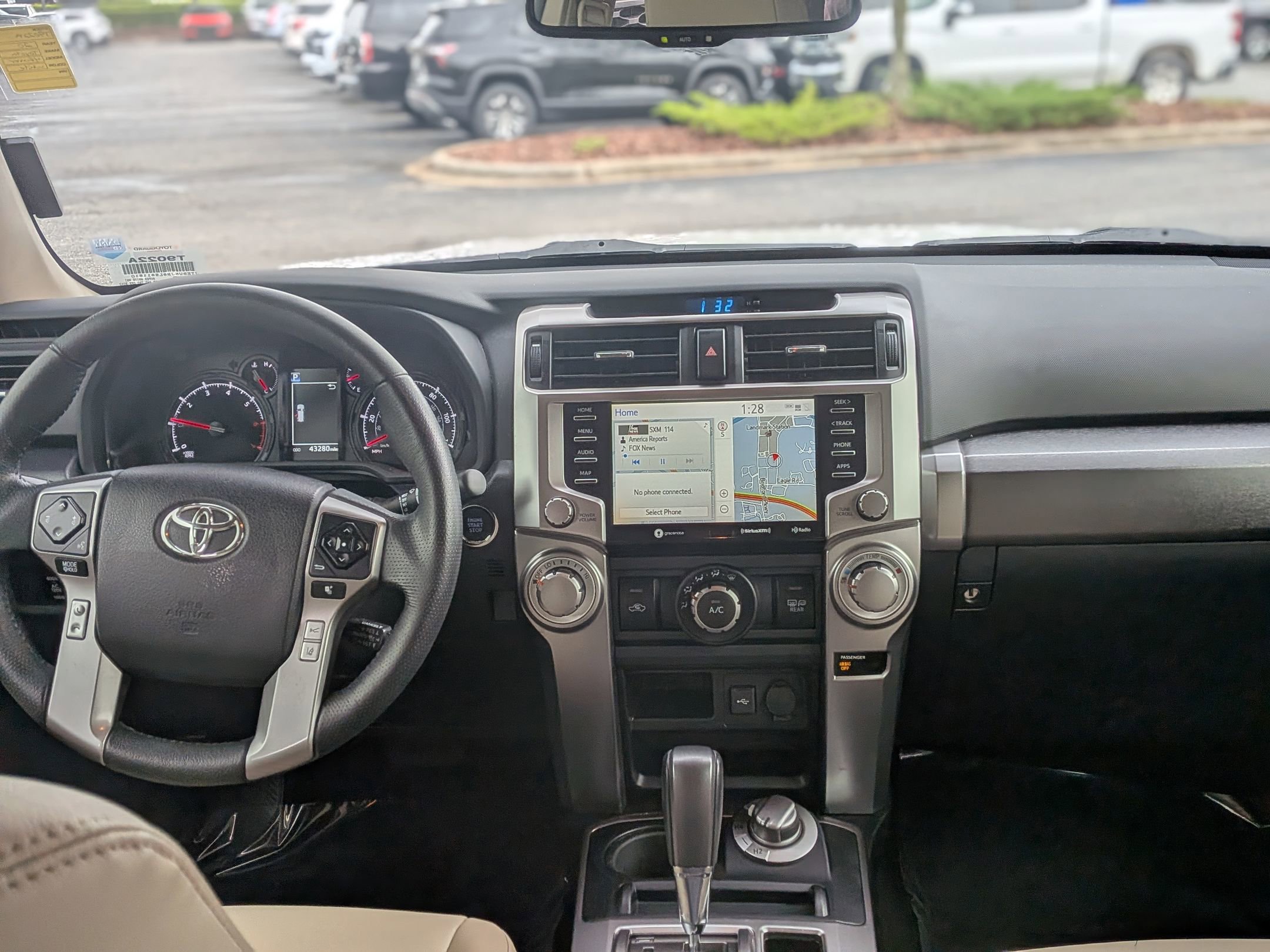 Used 2020 Toyota 4Runner SR5 Premium w/ Moonroof Package AWD/4WD image 19