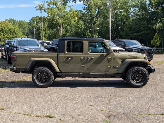 New 2026 Jeep Gladiator Sport AWD/4WD image 2