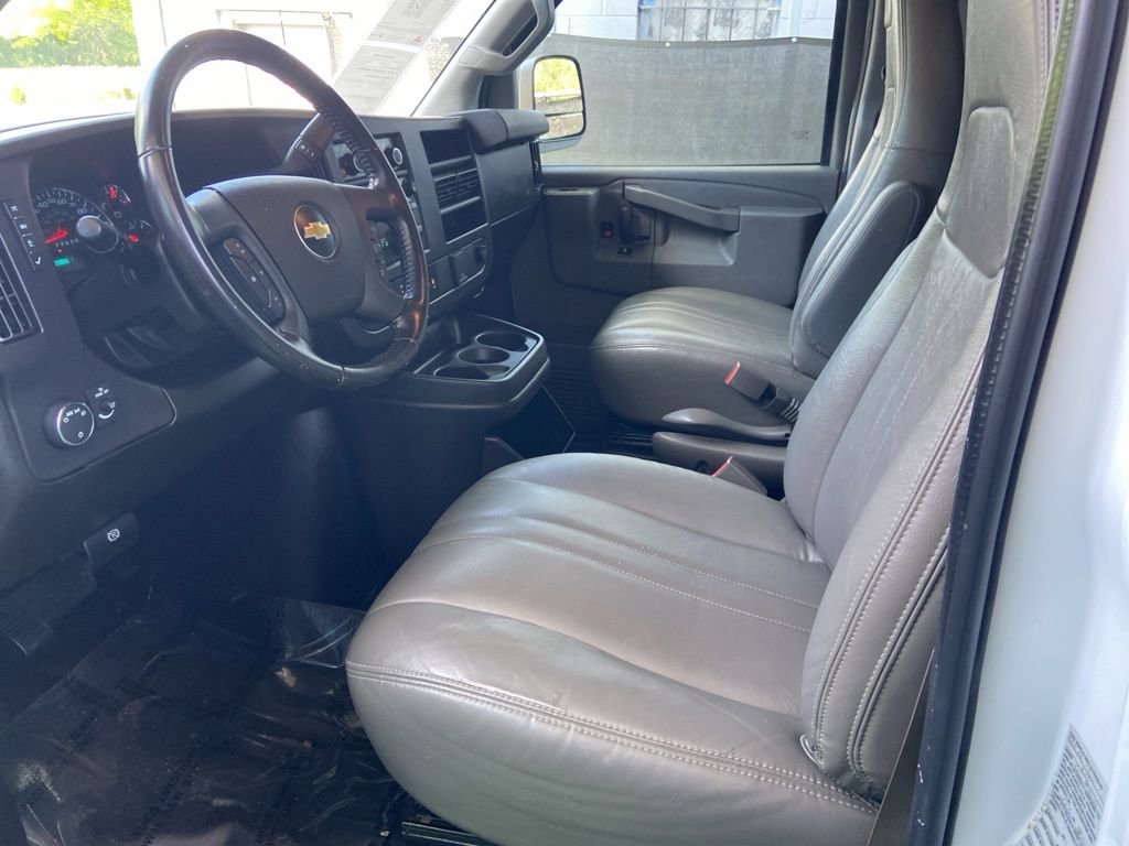 Used 2021 Chevrolet Express 2500 w/ Driver Convenience Package RWD image 27