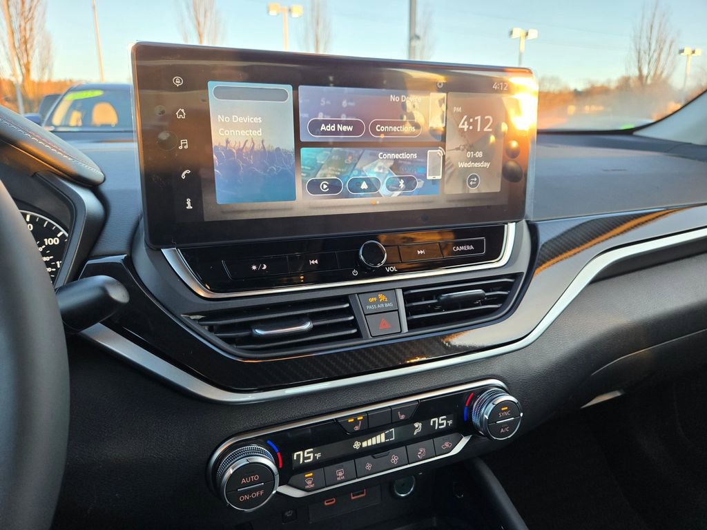 New 2025 Nissan Altima 2.5 SR w/ SR Premium Package image 10