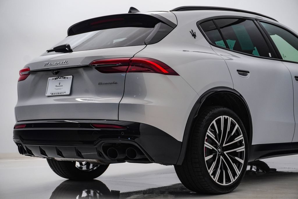 Certified 2025 Maserati Grecale Modena AWD/4WD image 12