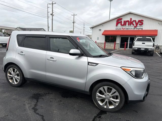 Used 2016 Kia Soul + FWD image 1