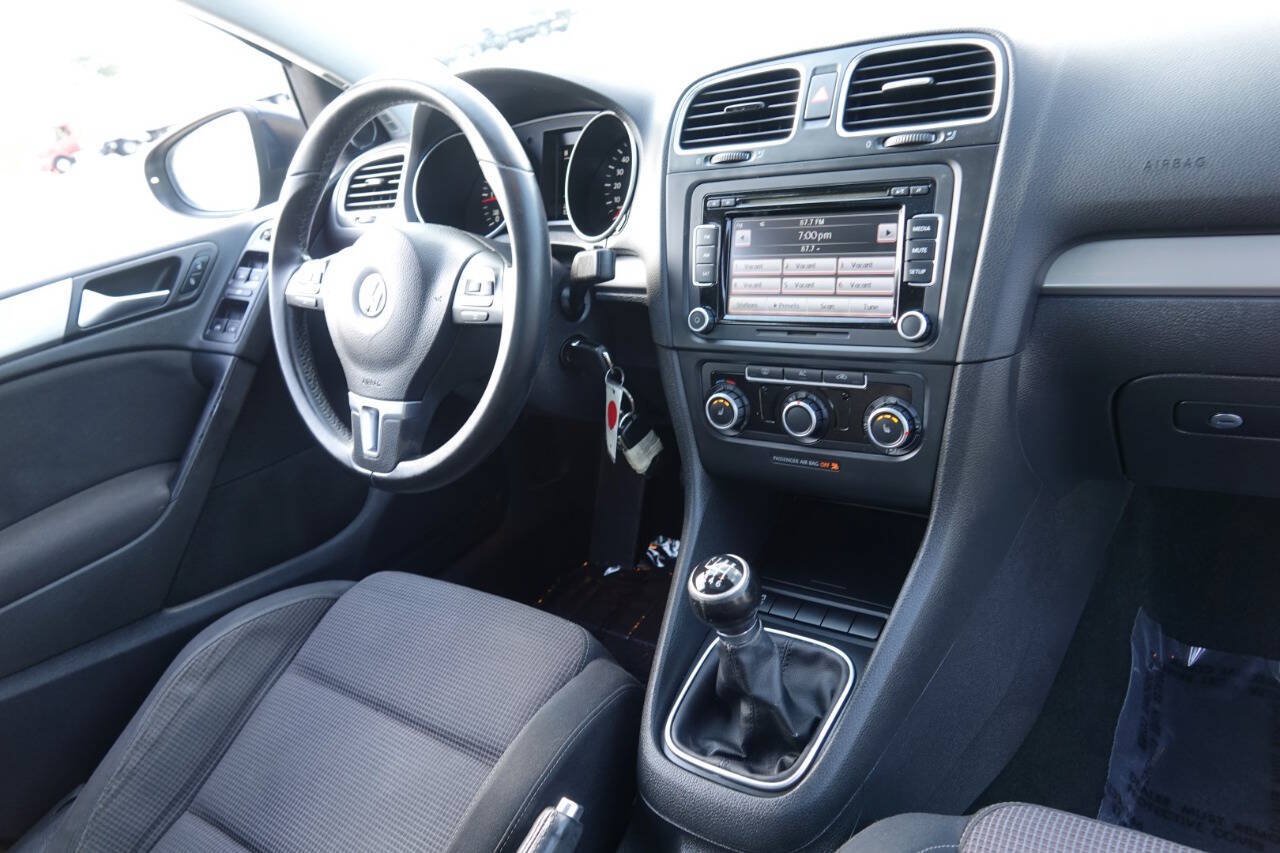 Used 2011 Volkswagen Golf TDI w/ Cold Weather Pkg FWD image 72