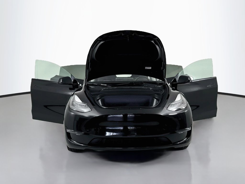 Used 2024 Tesla Model Y Long Range AWD/4WD image 31