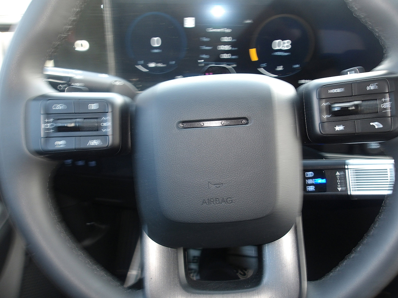 Used 2025 Hyundai Santa Fe Calligraphy image 21