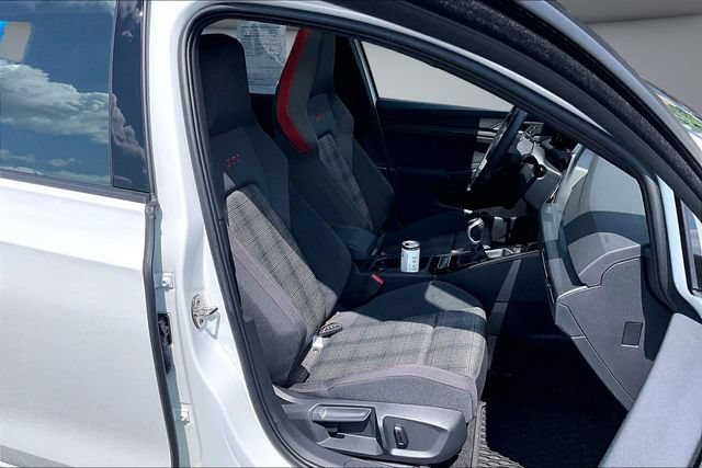Used 2024 Volkswagen GTI SE w/ MDO Package FWD image 29