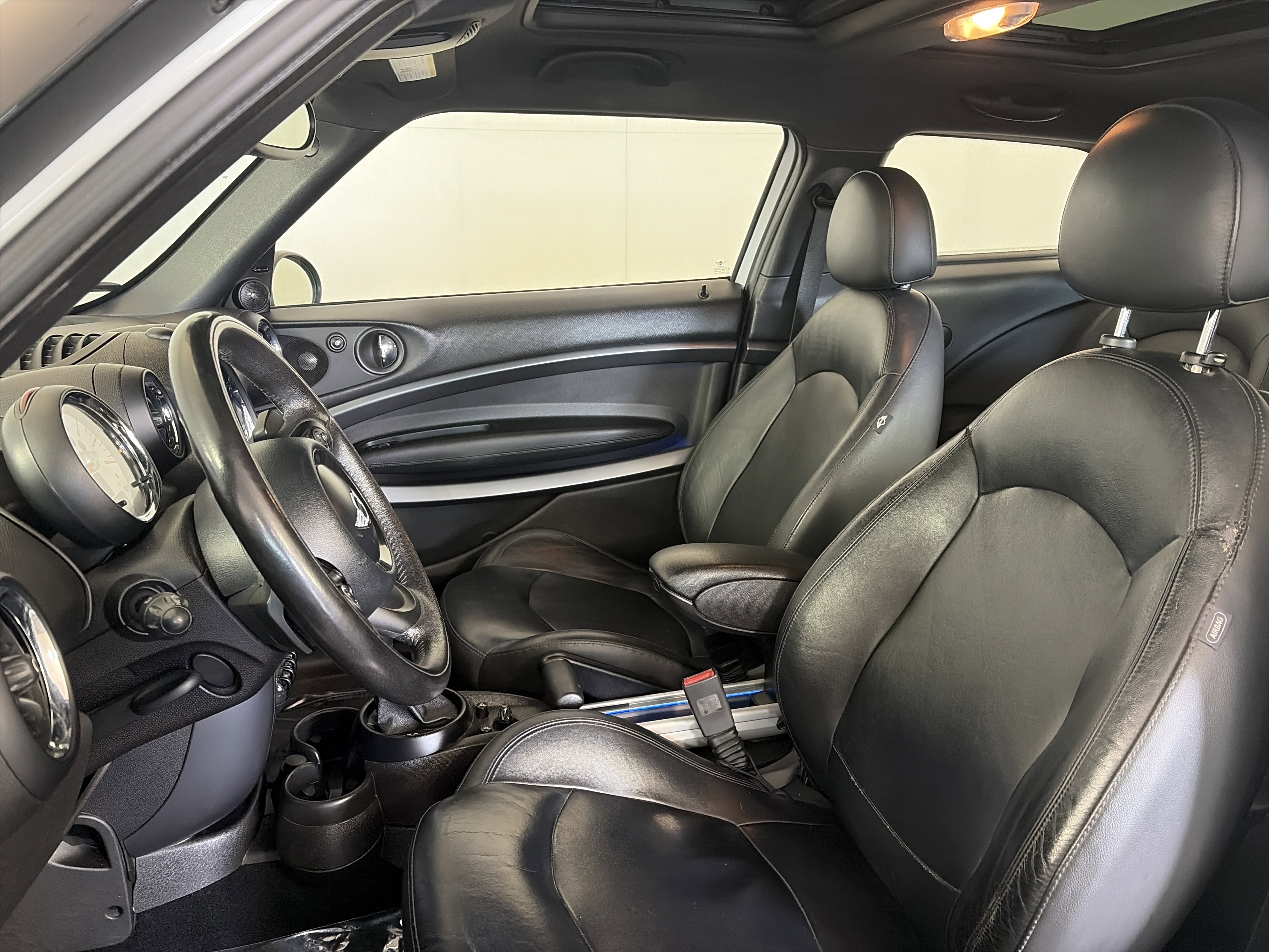 Used 2014 MINI Cooper Paceman S image 12