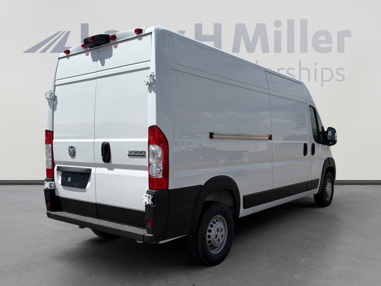 New 2026 RAM ProMaster 3500 w/ Convenience Group FWD image 6