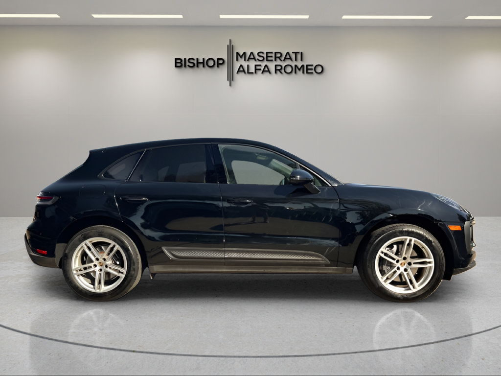 Used 2024 Porsche Macan Turbo AWD/4WD image 6