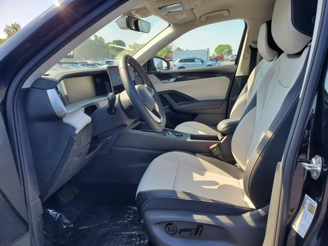 New 2026 Volkswagen Tiguan SE AWD/4WD image 17