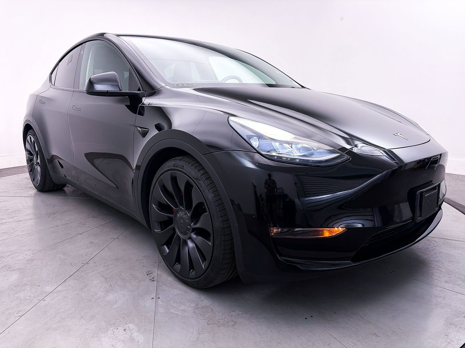 Used 2021 Tesla Model Y Performance image 10